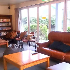 ホステル Kiwi House
