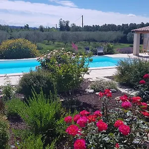 https://la-maison-des-amis.fr-provencehotel.com