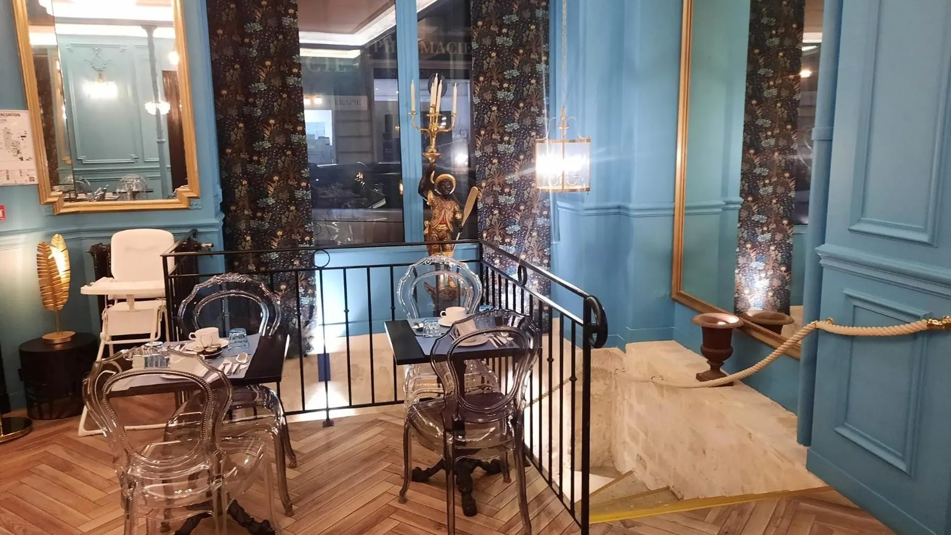 Hotel Peyris Opera Paris Fransa