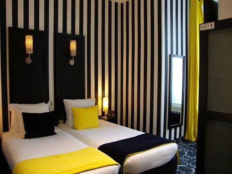 Hotel Peyris Opera París Francia