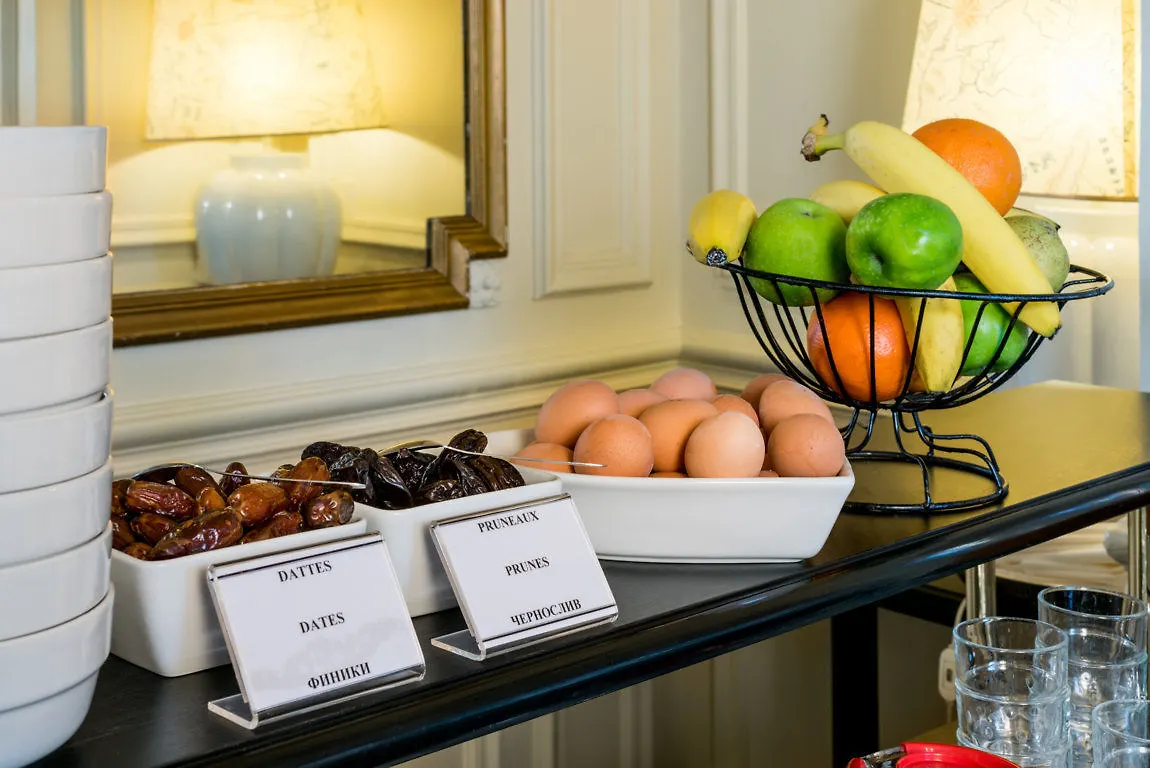 Hotel Peyris Opera Paris Fransa