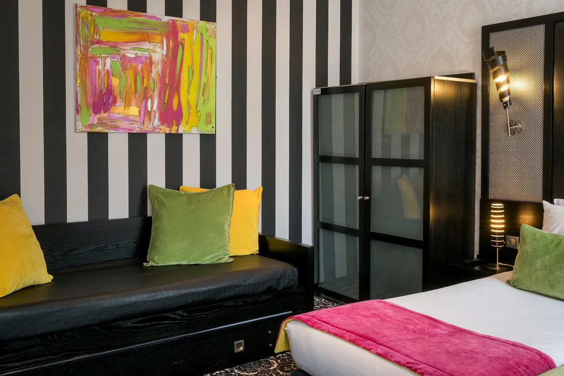 Hotel Peyris Opera París 4*,