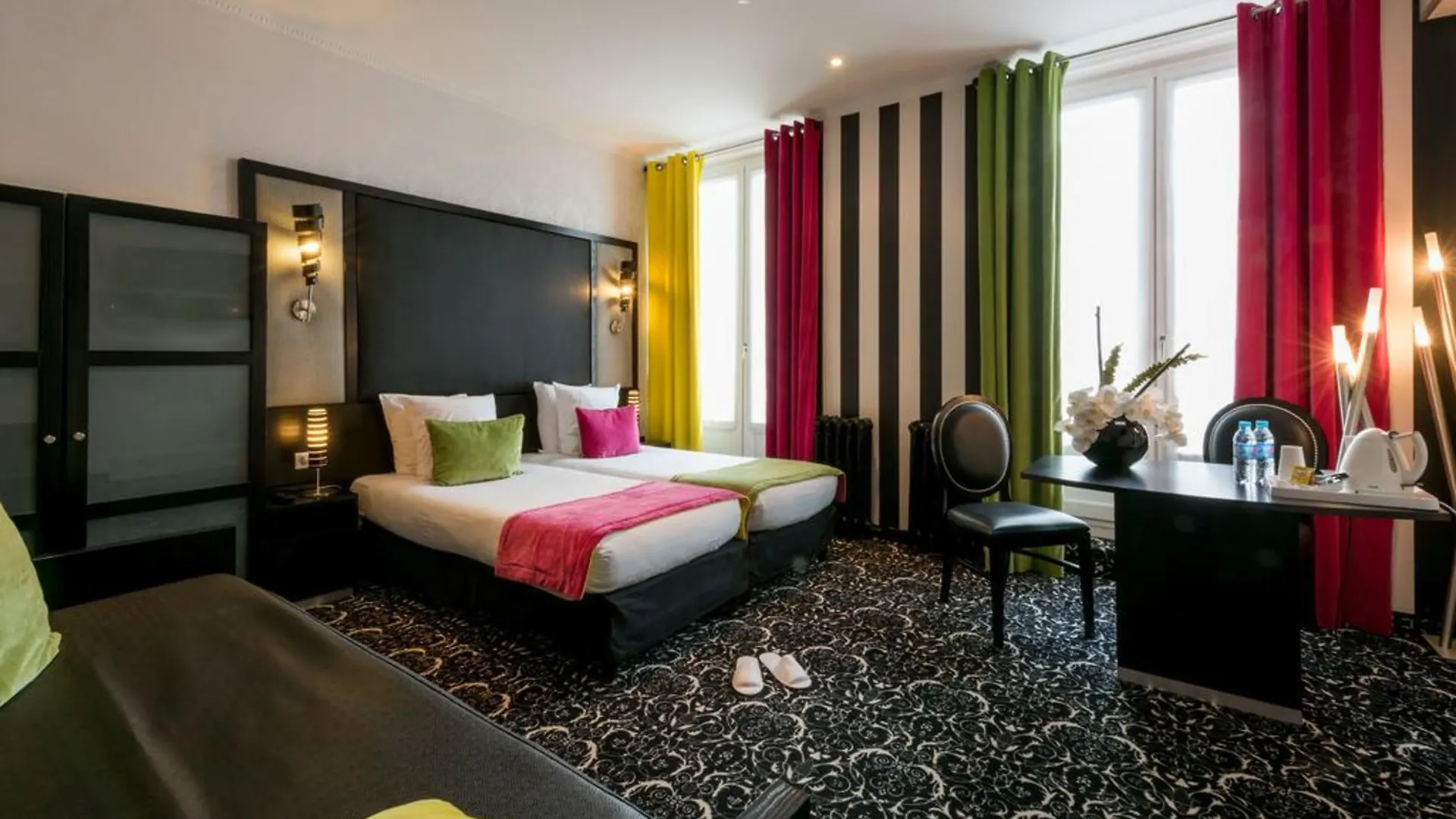 Hotel Peyris Opera location